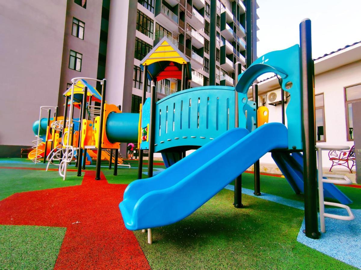 Legoland 3Min Lakeview Happyrainbowsuite 7Pax 2R2B Nusajaya  Exteriér fotografie